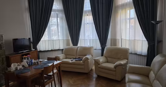 Casă Ultracentral