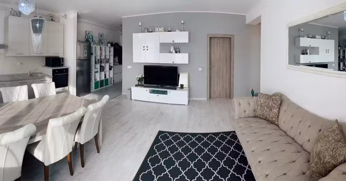 Apartament de vânzare cu 3 camere, mobilat în Florești