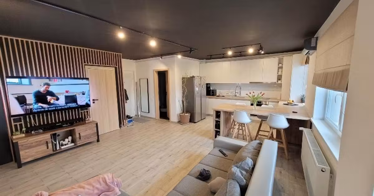 Apartament de vânzare cu 3 camere, mobilat în Florești
