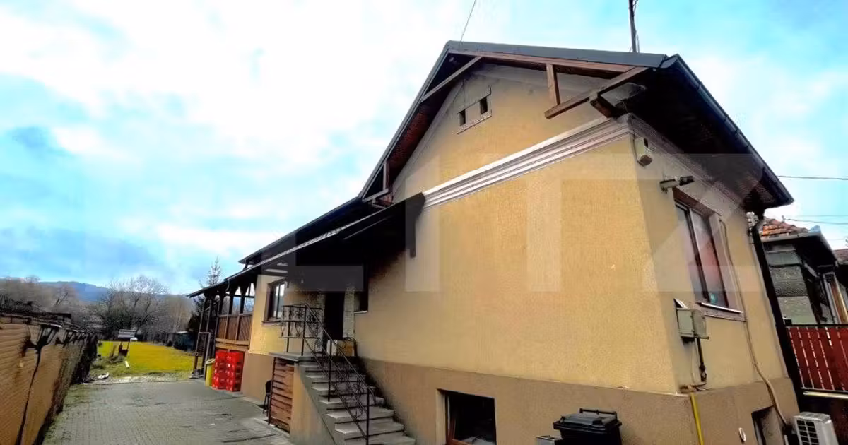 Casă individuală de vânzare cu 2 camere în Baciu