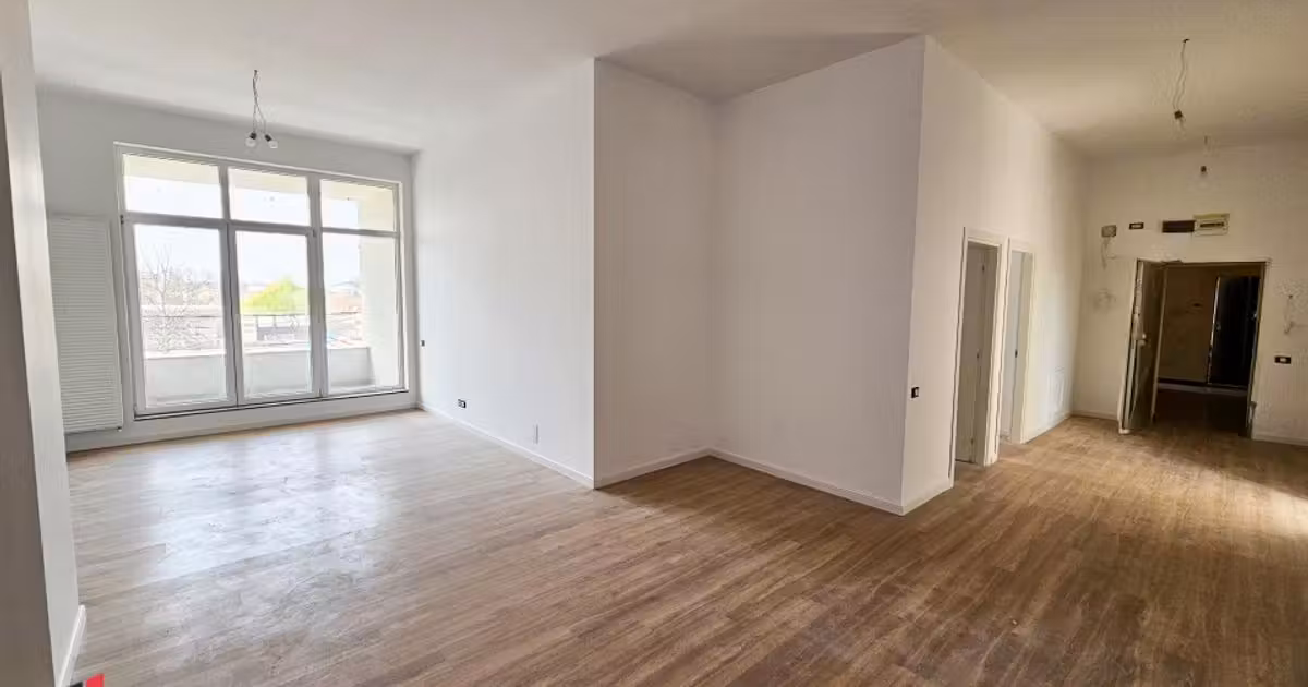 Apartament de vânzare cu 3 camere în Voluntari