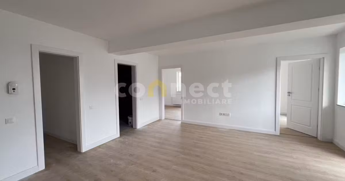 Apartament de vânzare cu 3 camere în Florești