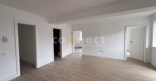 Apartament Florești