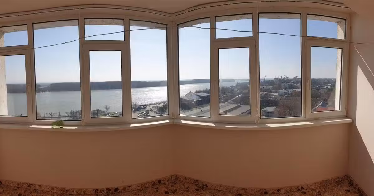 Apartament de vânzare cu 3 camere în zona Călărași, Brăila