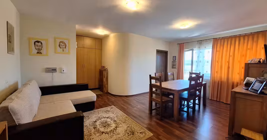 Apartament Florești