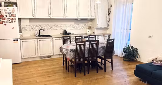 Apartament Florești