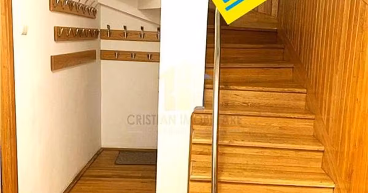 Apartament de vânzare cu 3 camere în zona Călărași, Brăila