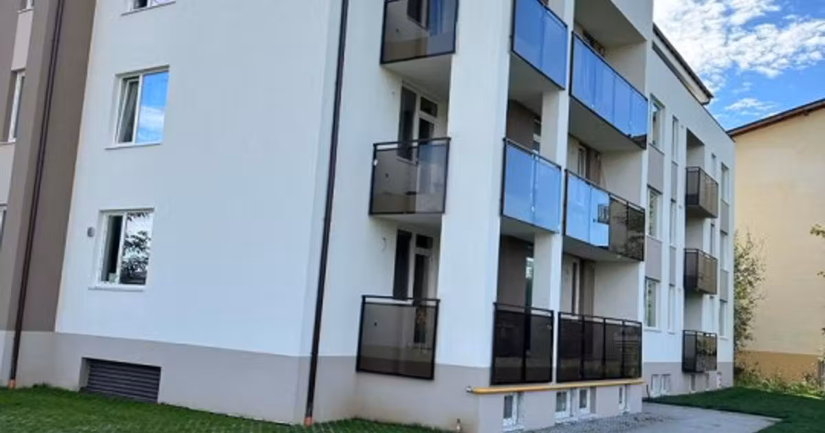 Apartament de vânzare cu 3 camere în Florești