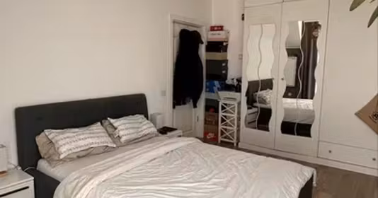 Apartament Florești