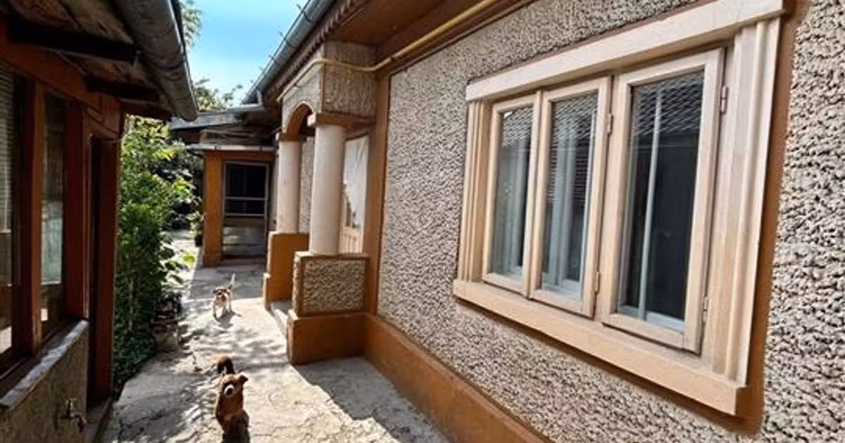 Casă individuală de vânzare cu 5 camere în zona Brăilița, Brăila