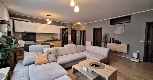 Apartament Florești