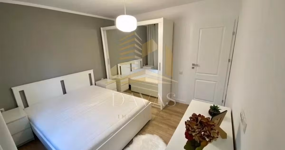 Apartament de vânzare cu 3 camere, mobilat în zona Între Lacuri, Cluj-Napoca