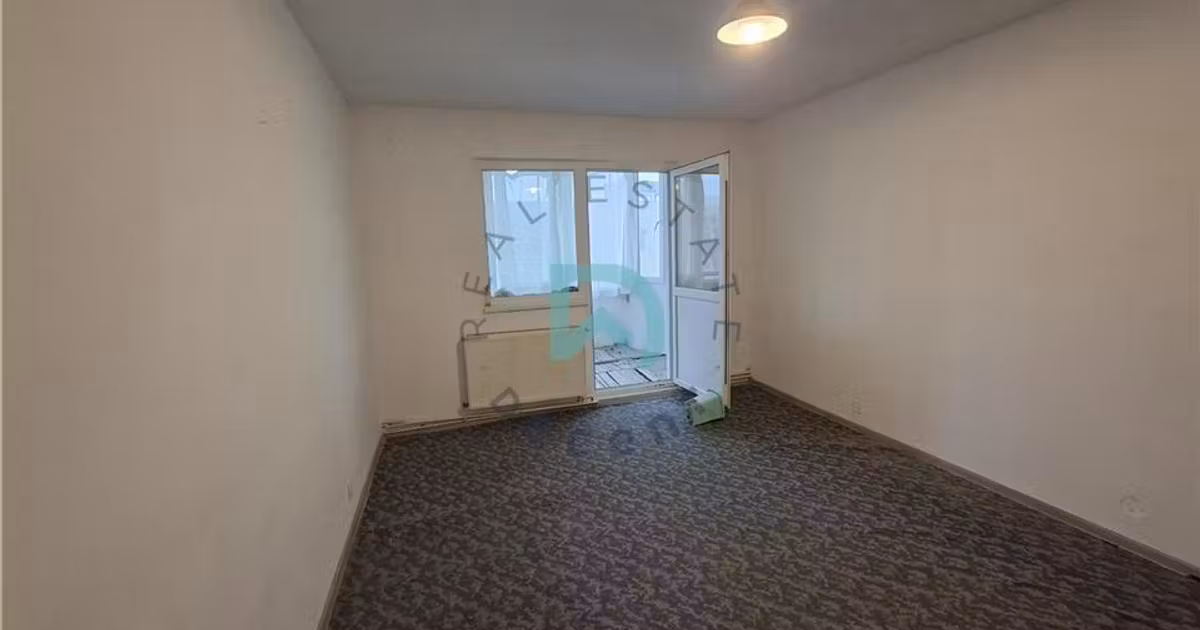 Apartament de vânzare cu 4 camere în zona Centrul Civic, Brașov