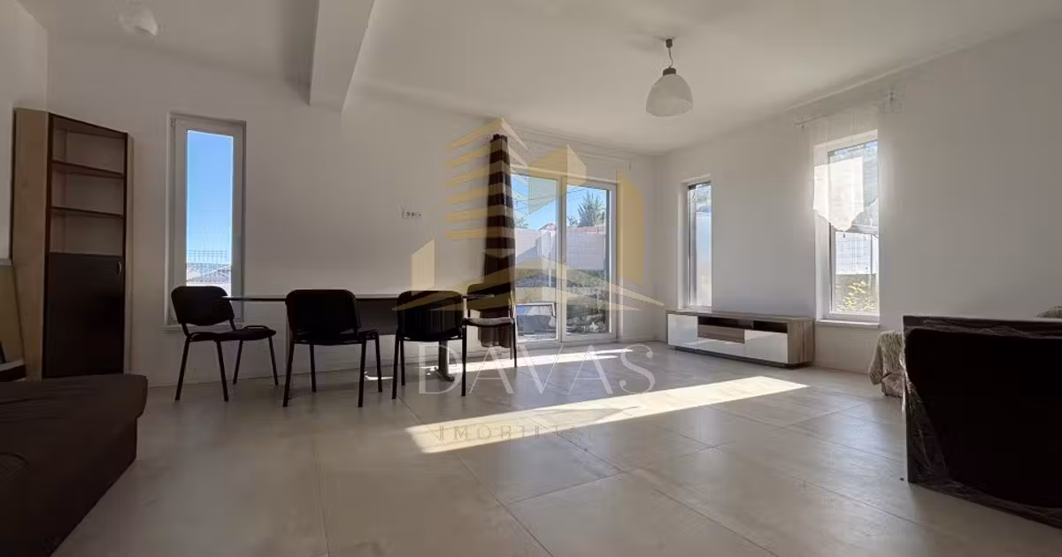Duplex de vânzare cu 5 camere, mobilat în Florești
