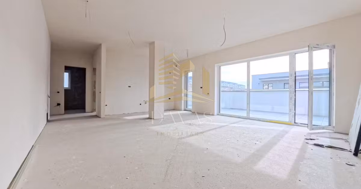 Apartament de vânzare cu 3 camere în Baciu