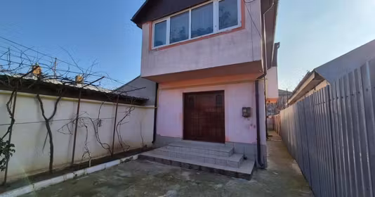 Casă Chercea