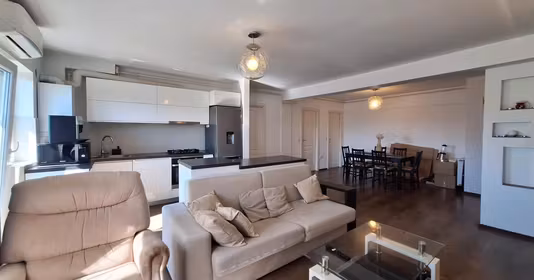 Apartament Florești