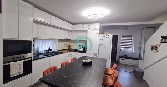Apartament Tărlungeni