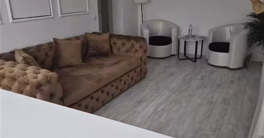 Apartament Școlilor