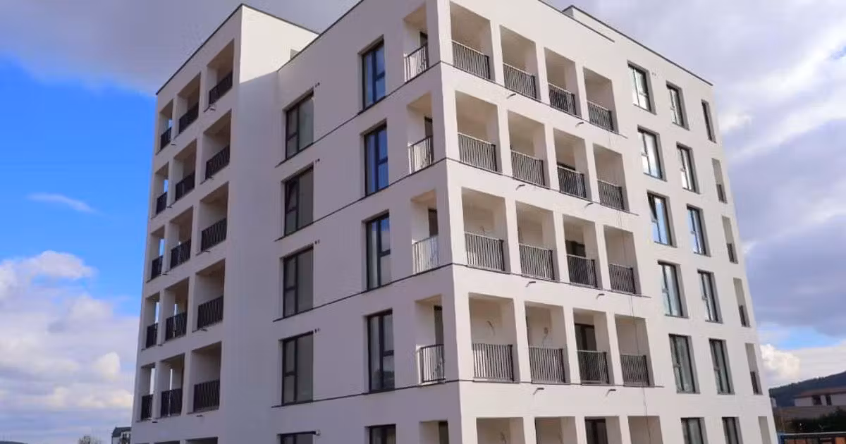 Apartament de vânzare cu 3 camere în Florești