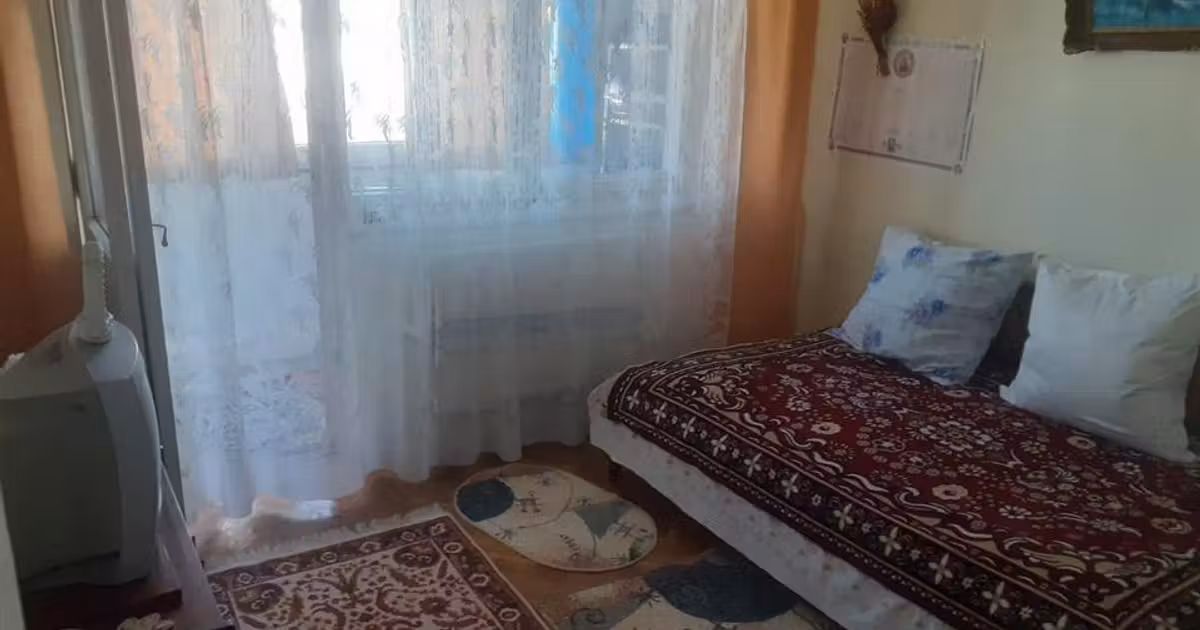 Apartament de vânzare cu 4 camere în zona Hipodrom, Brăila