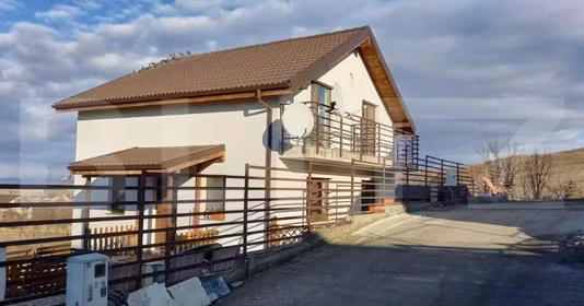 Casă Sânnicoară