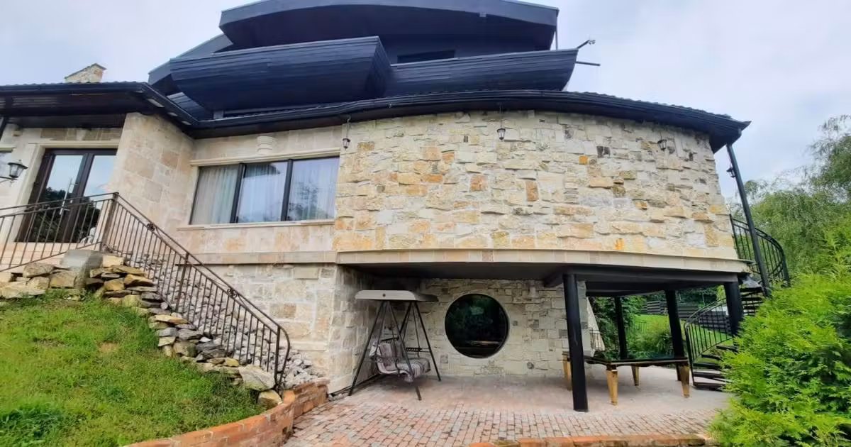 Hotel/Pensiune de vânzare în Feleacu