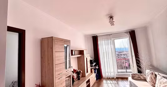 Apartament Florești