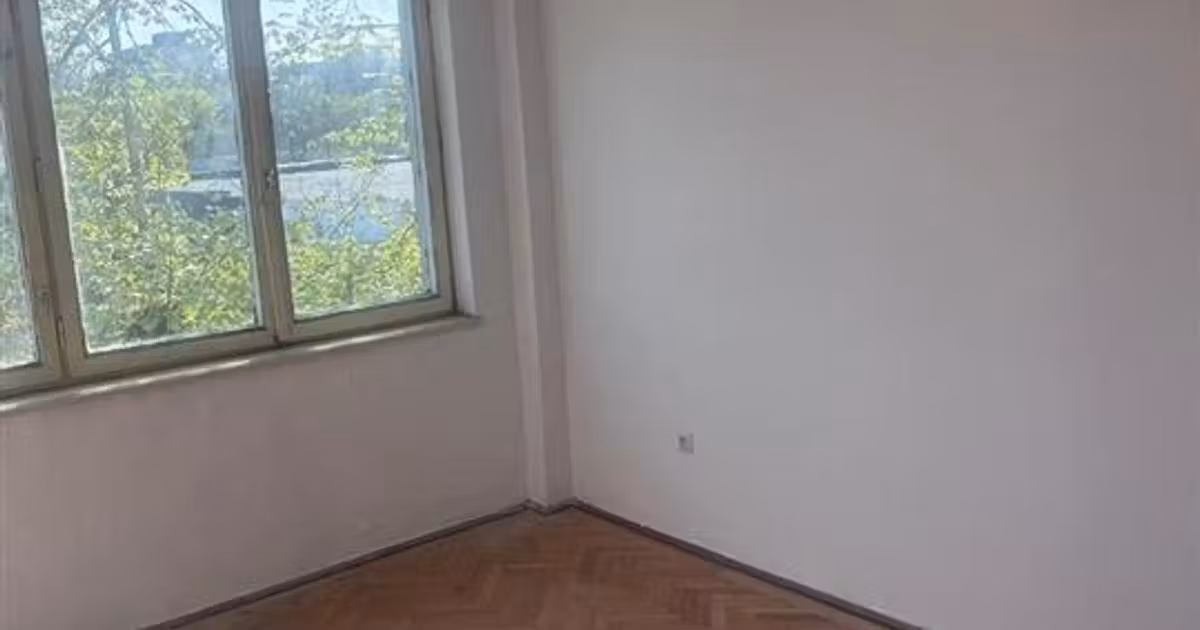Apartament de vânzare cu 2 camere în zona Hipodrom, Brăila