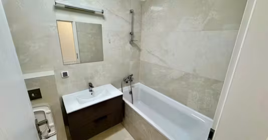 Apartament Florești