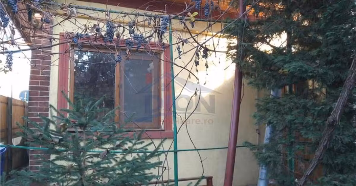Casă individuală de vânzare cu 4 camere în zona Brâncoveanu, Sector 4