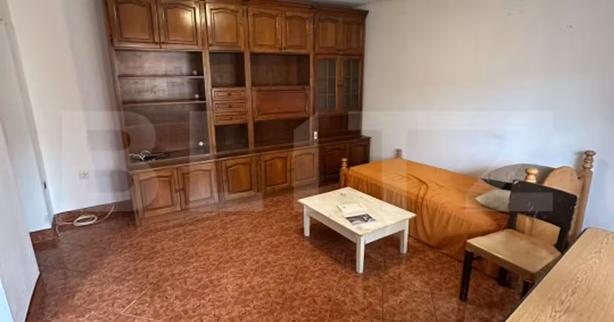 Apartament de vânzare cu 3 camere, mobilat în zona Mănăștur, Cluj-Napoca