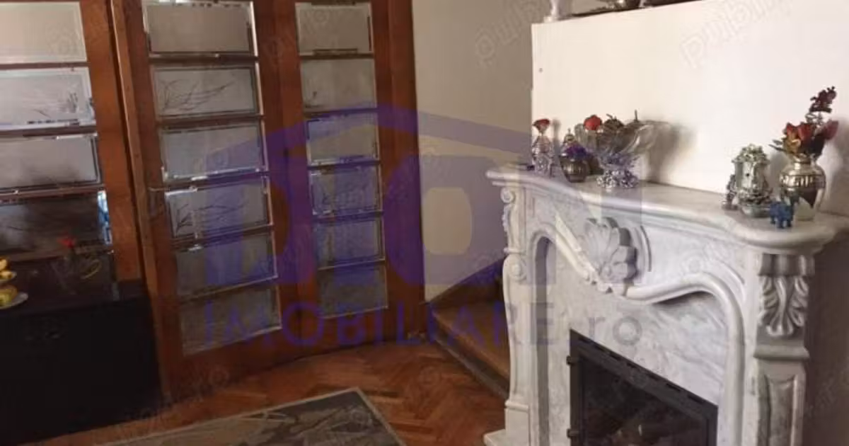 Casă individuală de vânzare cu 8 camere în zona Parcul Carol, Sector 4