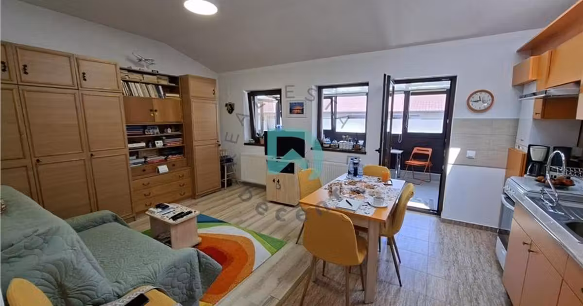 Apartament de vânzare cu 2 camere în Sânpetru