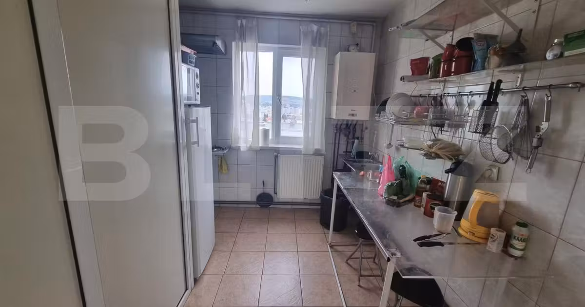 Apartament de vânzare cu 4 camere, mobilat în zona Mănăștur, Cluj-Napoca