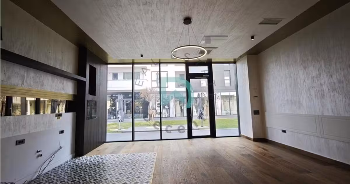 Spațiu comercial de vânzare de 200 mp, în zona Griviței, Brașov