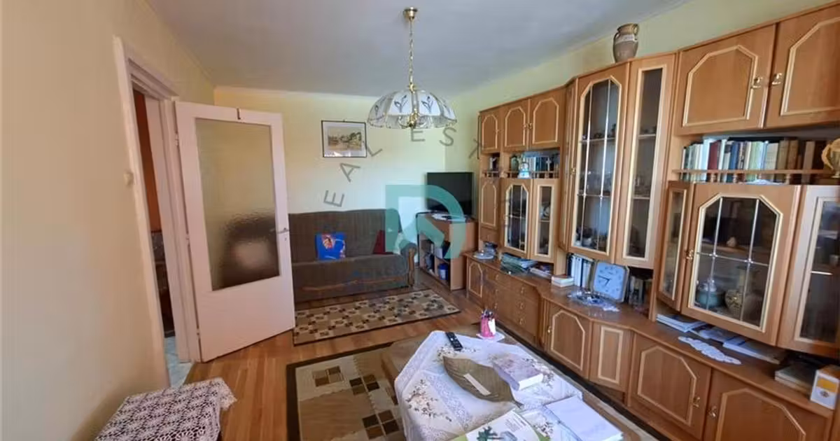 Apartament de vânzare cu 2 camere în zona Astra, Brașov