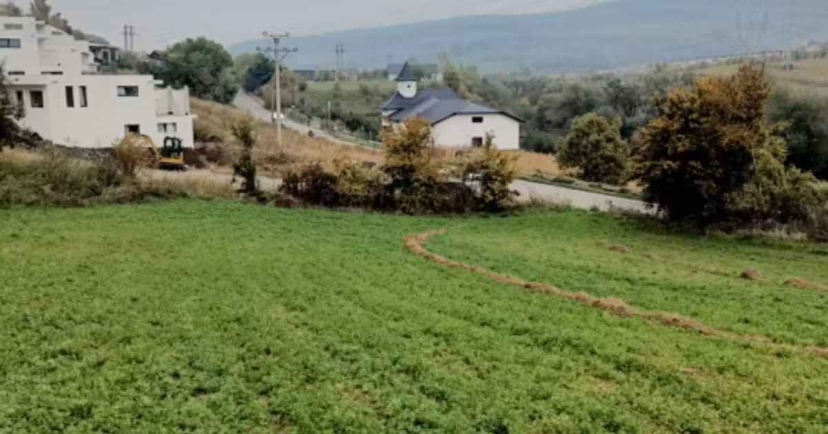 Teren Construcții intravilan de vânzare de 1100 mp, în Popești