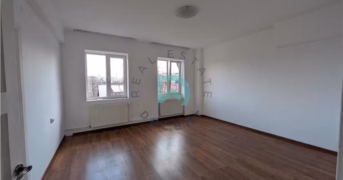 Apartament de vânzare cu 2 camere în zona Hărmanului, Brașov