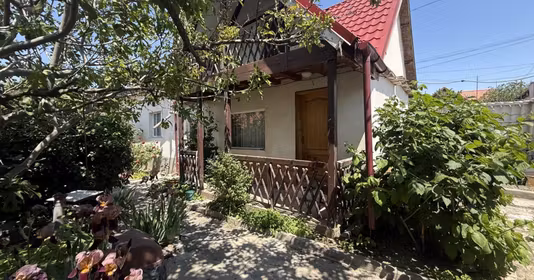 Casă Ultracentral