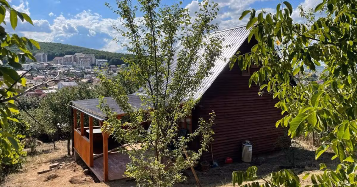 Casă individuală de vânzare cu 2 camere în zona Zorilor, Cluj-Napoca