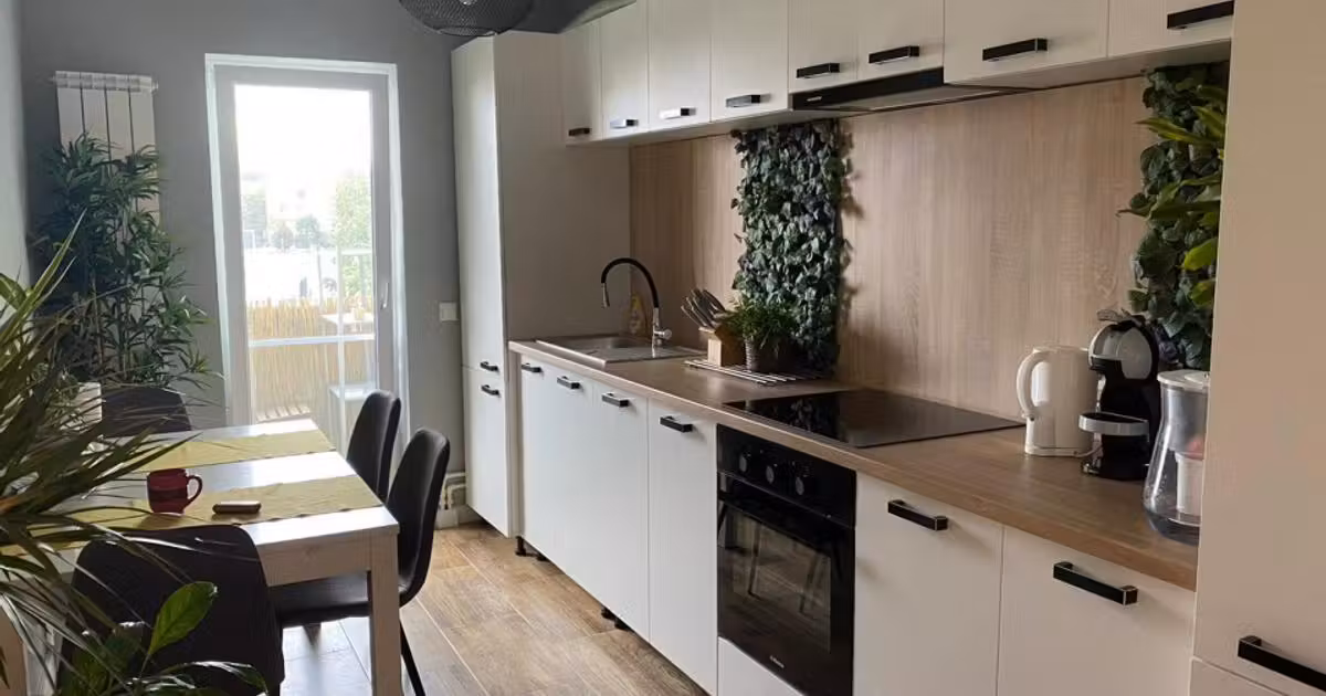 Apartament de vânzare cu 3 camere în zona Ultracentral, Tulcea