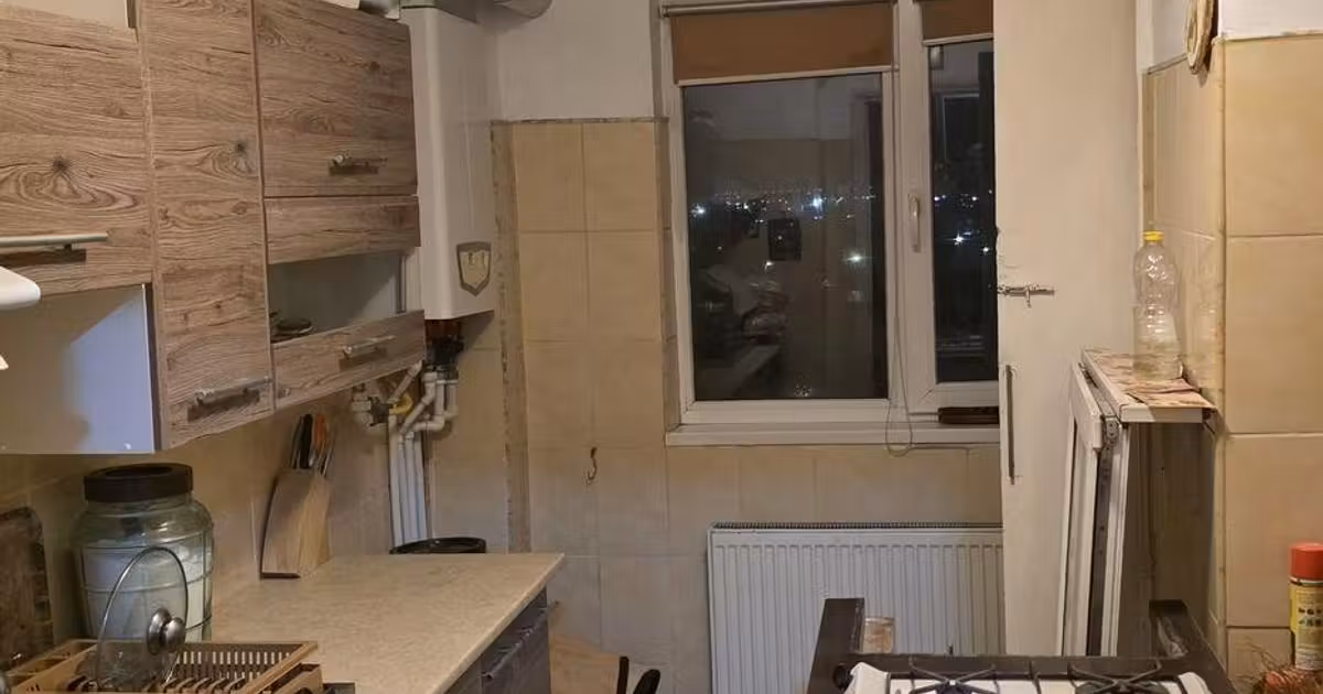 Apartament de vânzare cu 3 camere în zona Plantelor, Brăila