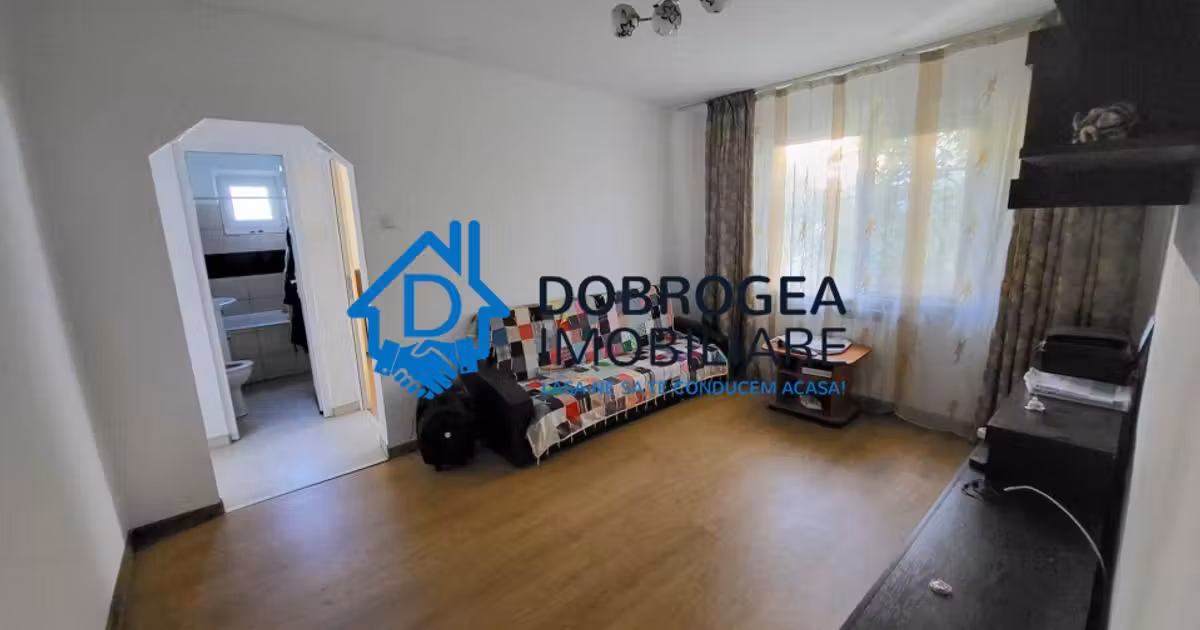 Apartament de vânzare cu 4 camere, mobilat în zona Spitalului, Tulcea