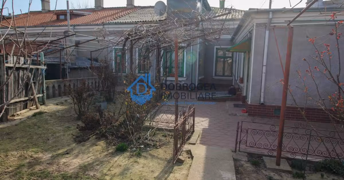 Casă individuală de vânzare cu 3 camere în zona Ultracentral, Tulcea