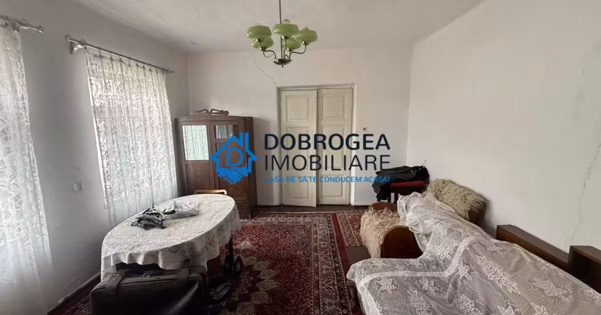 Casă individuală de vânzare cu 3 camere în zona Peco, Tulcea