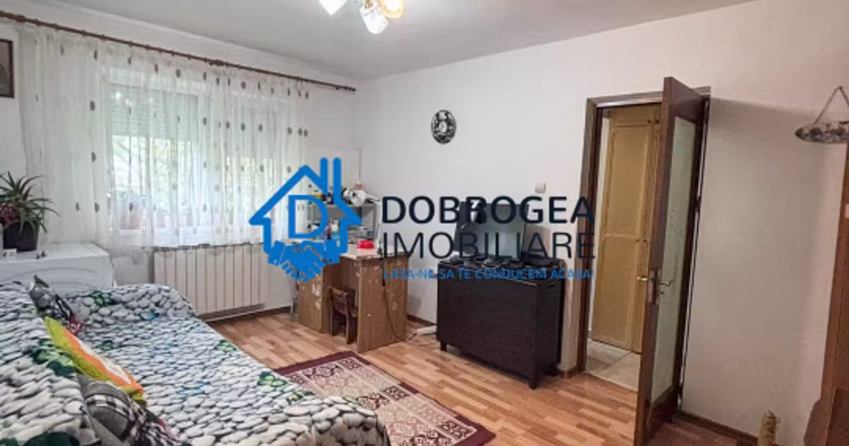 Apartament de vânzare cu 2 camere, mobilat în zona 23 August, Tulcea