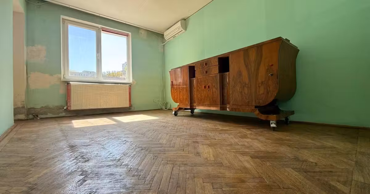 Apartament de vânzare cu 2 camere în zona Ultracentral, Tulcea