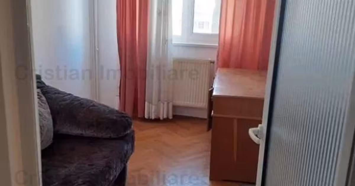 Apartament de vânzare cu 4 camere în zona Obor, Brăila