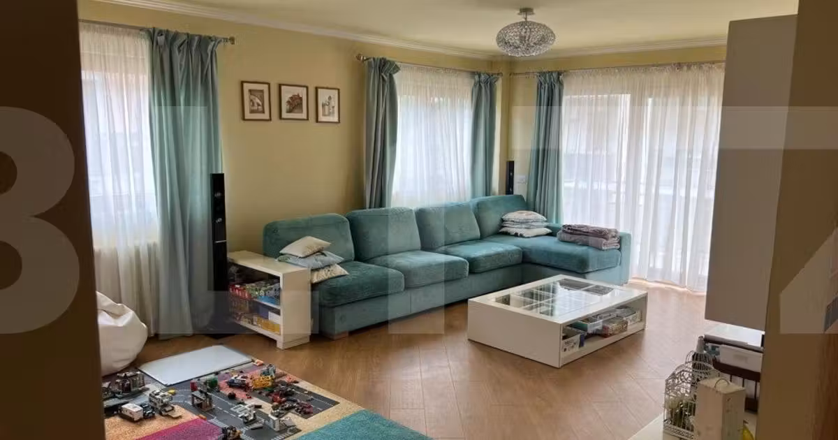 Apartament de vânzare cu 5 camere, mobilat în zona Bună Ziua, Cluj-Napoca